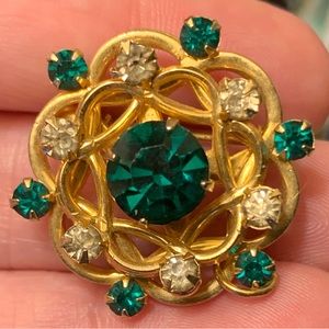 Vintage Caro  Brooch